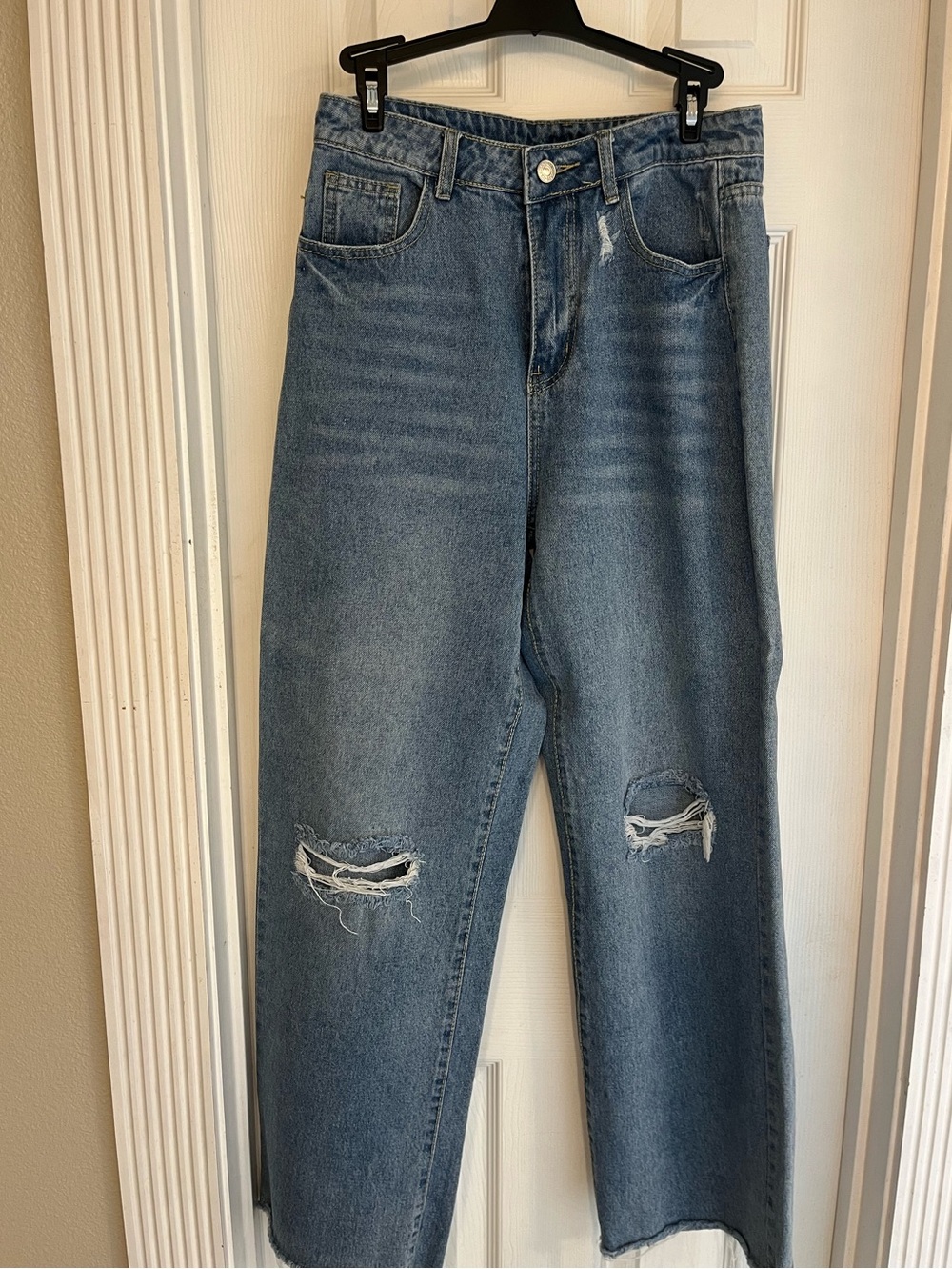 Women’s Distressed High-Rise Wide Leg Blue Jeans Size Medium